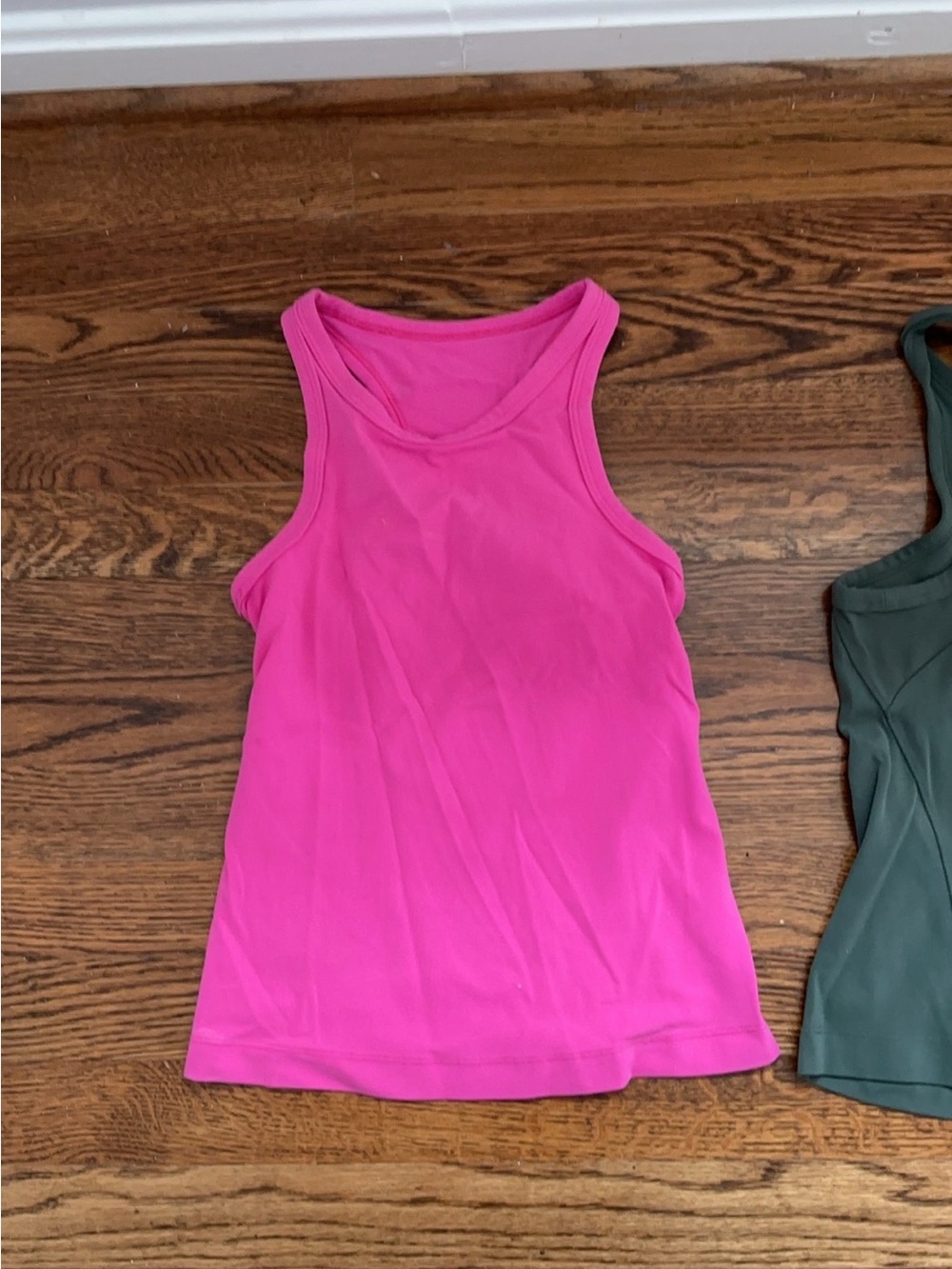 Lululemon Women’s Hot Pink Athletic Tank Top